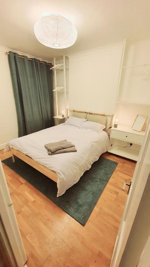 Lovely 2 Bedroom Period Garden Flat. Лондон Екстериор снимка